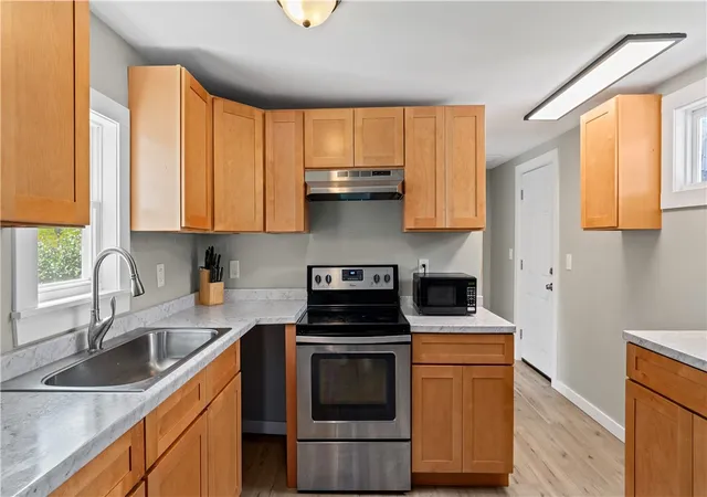 Photo 3 of Sale Pending at 104 River St, Wakefield, RI 02879 | MLS# 1419663 | Listing updated on 2026-09-01