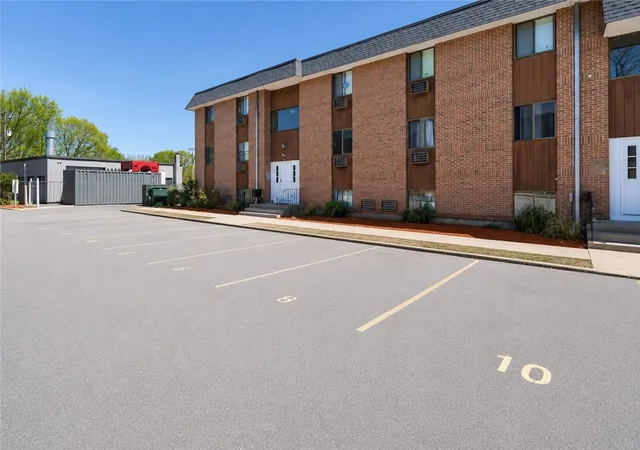 Photo 2 of Condo for sale at 117 John St #5, Lincoln, RI 02865 | MLS# 1419854 | Listing updated on 2026-09-13