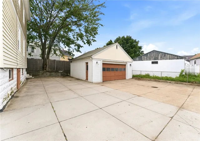 Photo 3 of Sale Pending at 9 Octavia St, Providence, RI 02909 | MLS# 1419794 | Listing updated on 2026-09-14