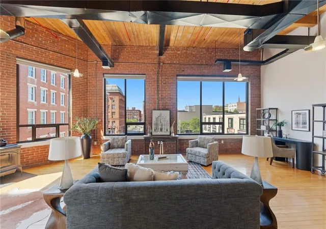 Photo 3 of Sale Pending at 82 Orange St #3B, Providence, RI 02903 | MLS# 1419729 | Listing updated on 2026-09-17
