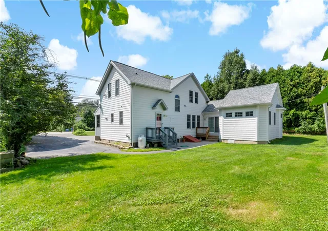 Photo 1 of Single family home for sale at 813 South Rd, Wakefield, RI 02879 | MLS# 1419933 | Listing updated on 2026-09-13