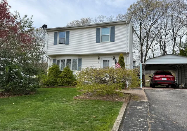 Photo 2 of Single family home for sale at 27 Hidden Valley Ln, Lincoln, RI 02865 | MLS# 1419934 | Listing updated on 2026-09-06