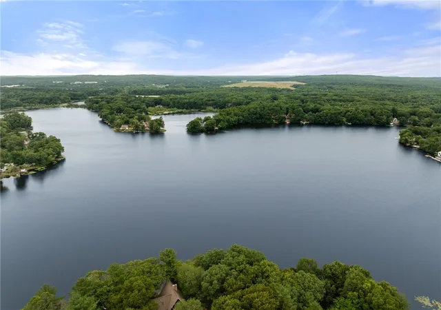 Photo 3 of Sale Pending at 32 Treasure Is, Plainville, MA 02762 | MLS# 1419912 | Listing updated on 2026-10-02