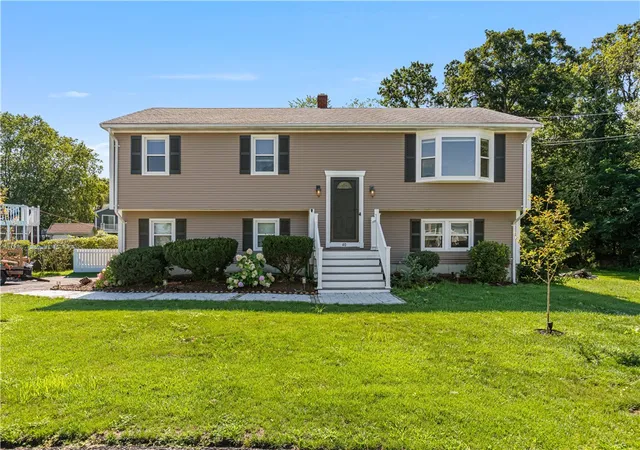 Photo 1 of Sale Pending at 40 Fern Dr, Warren, RI 02885 | MLS# 1419518 | Listing updated on 2026-09-01