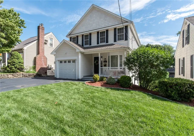 Photo 2 of Sale Pending at 1289 Diamond Hl Rd, Woonsocket, RI 02895 | MLS# 1419958 | Listing updated on 2026-09-28