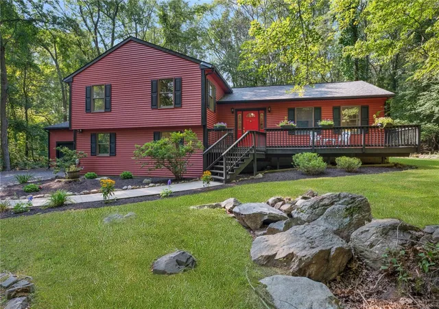Photo 3 of Sale Pending at 690 Major Potter Rd, East Greenwich, RI 02818 | MLS# 1419395 | Listing updated on 2026-09-16