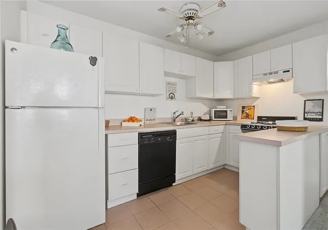 Photo 3 of Sale Pending at 132 Hoffman Ave #207, Cranston, RI 02920 | MLS# 1419916 | Listing updated on 2026-09-07
