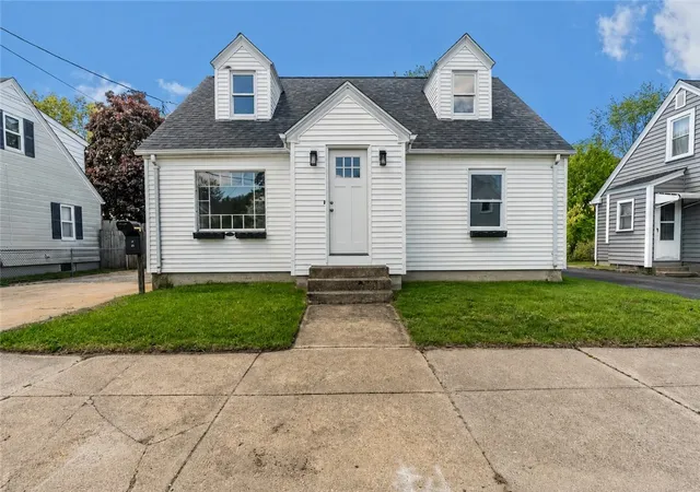 Photo 1 of Single family home for sale at 25 Gloria St, Pawtucket, RI 02861 | MLS# 1420061 | Listing updated on 2026-09-08