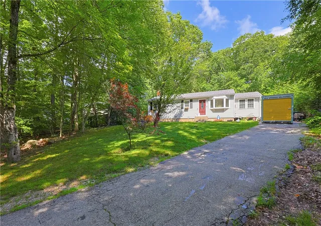 Photo 2 of Single family home for sale at 417 Lake Washington Dr, Chepachet, RI 02814 | MLS# 1420171 | Listing updated on 2026-09-14