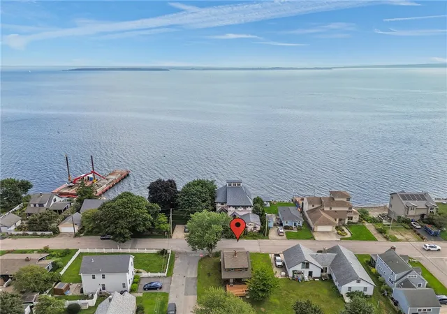 Photo 3 of Single family home for sale at 84 Narragansett St, North Kingstown, RI 02852 | MLS# 1420175 | Listing updated on 2026-09-06