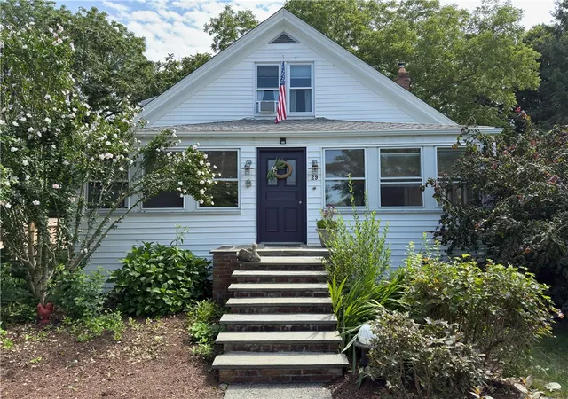 Photo 3 of Sale Pending at 29 Howland Ave, Jamestown, RI 02835 | MLS# 1420084 | Listing updated on 2026-10-19