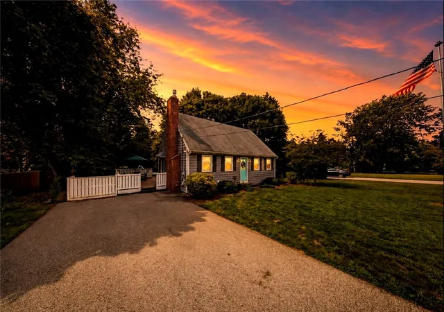 Photo 3 of Single family home for sale at 60 Brookwood Rd, Wakefield, RI 02879 | MLS# 1420264 | Listing updated on 2026-09-14