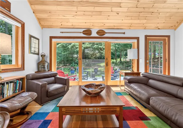 Photo 4 of Sale Pending at 280 Shannock Rd, Wakefield, RI 02879 | MLS# 1420195 | Listing updated on 2026-09-11