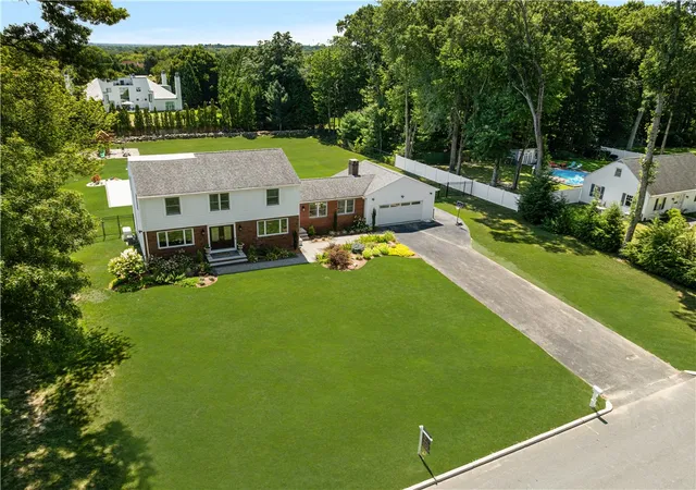 Photo 1 of Single family home for sale at 16 Lennon Rd, Lincoln, RI 02865 | MLS# 1420240 | Listing updated on 2026-09-07