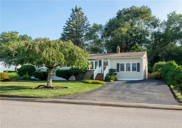 Photo 2 of Sale Pending at 77 Drybrook Rd, Warwick, RI 02889 | MLS# 1420303 | Listing updated on 2026-09-21