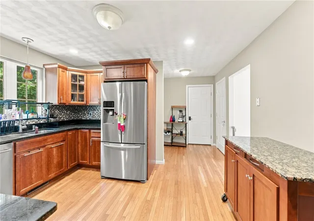 Photo 3 of Single family home for sale at 19 Gilcrest Dr, West Warwick, RI 02893 | MLS# 1420316 | Listing updated on 2026-09-13