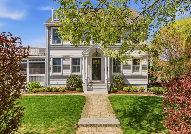 Photo 4 of Single family home for sale at 8 Key Ct, Newport, RI 02840 | MLS# 1420321 | Listing updated on 2026-09-29