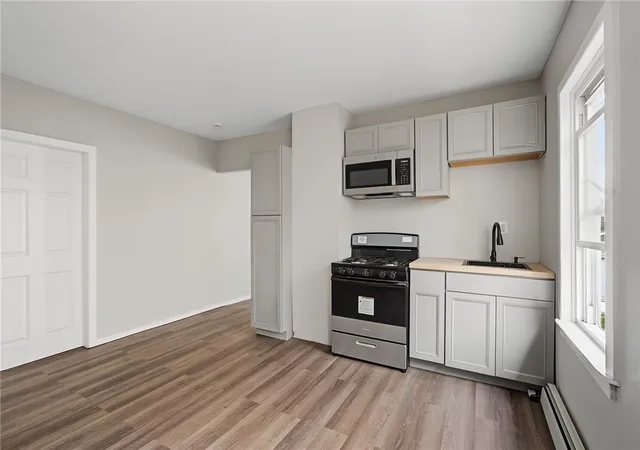 Photo 3 of Sale Pending at 142 Oxford St, Providence, RI 02905 | MLS# 1420258 | Listing updated on 2026-10-07