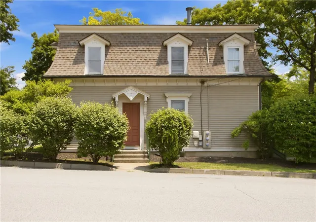 Photo 2 of Sale Pending at 27 Higgins St #201, Smithfield, RI 02917 | MLS# 1420329 | Listing updated on 2026-09-26