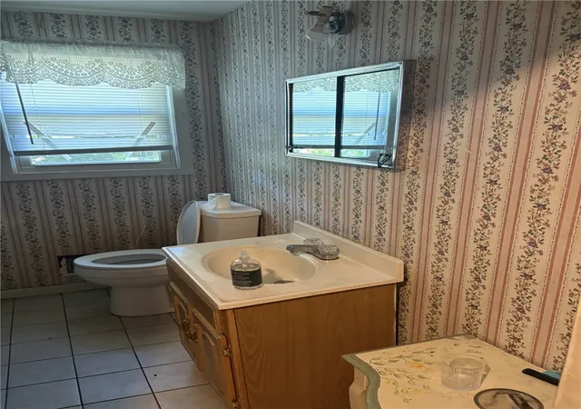 Photo 3 of Sale Pending at 51 Morse Ave, Warwick, RI 02886 | MLS# 1420346 | Listing updated on 2026-09-13
