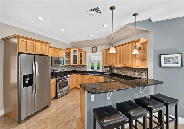 Photo 4 of Condo for sale at 23 Franklin St #6, Westerly, RI 02891 | MLS# 1420341 | Listing updated on 2026-10-05