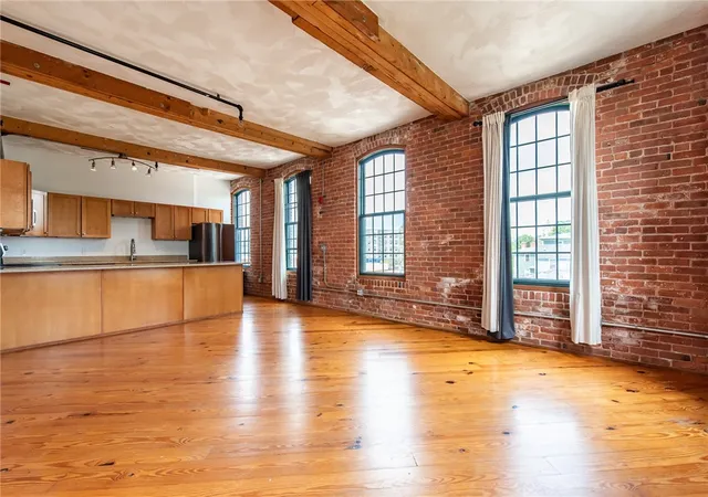 Photo 2 of Condo for sale at 407 Pine St #305, Providence, RI 02903 | MLS# 1419571 | Listing updated on 2026-09-13
