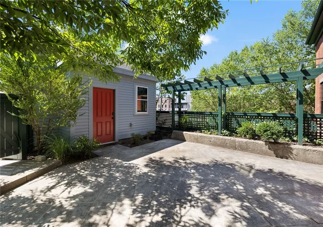 Photo 3 of Single family home for sale at 300 Benefit St, Providence, RI 02903 | MLS# 1419718 | Listing updated on 2026-09-13