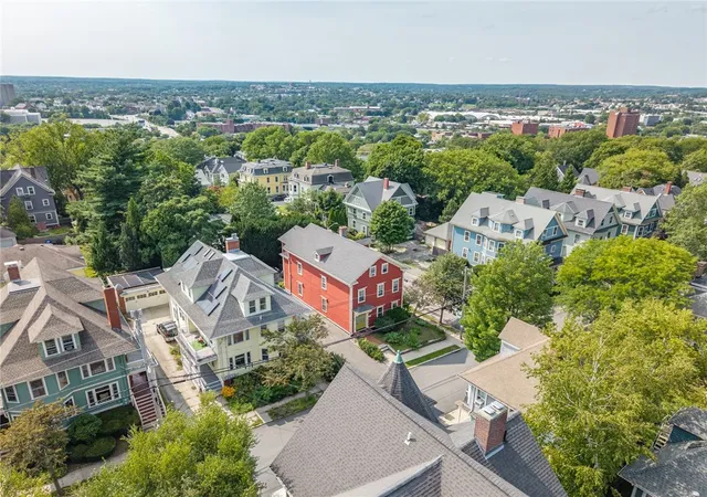 Photo 3 of Sale Pending at 150 Prospect St, Providence, RI 02906 | MLS# 1420299 | Listing updated on 2026-09-10