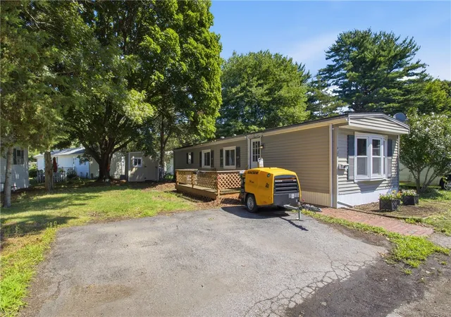Photo 4 of Single family home for sale at 20 Krzak Rd, North Kingstown, RI 02852 | MLS# 1420228 | Listing updated on 2026-10-03