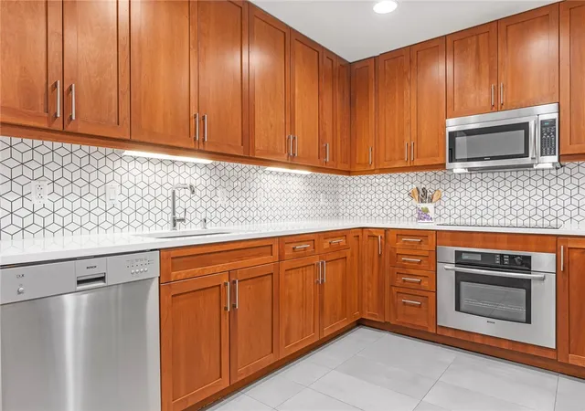 Photo 4 of Sale Pending at 100 Exchange St #1302, Providence, RI 02903 | MLS# 1420448 | Listing updated on 2026-09-05