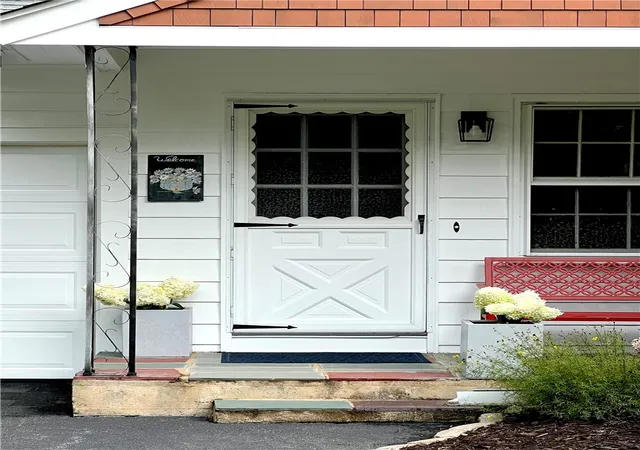 Photo 3 of Sale Pending at 31 Nipsah Rd, East Greenwich, RI 02818 | MLS# 1420487 | Listing updated on 2026-09-06