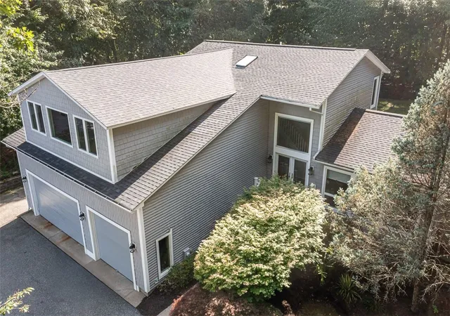 Photo 2 of Sale Pending at 9 Eagle Nest Dr, Lincoln, RI 02865 | MLS# 1420054 | Listing updated on 2026-09-01