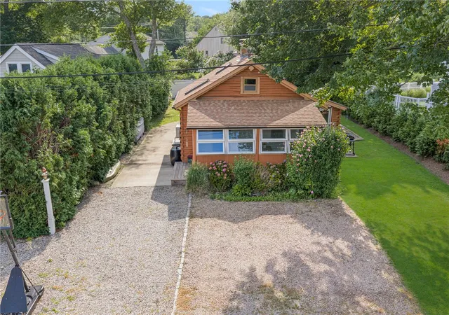 Photo 2 of Single family home for sale at 39 Ottawa Trl, Narragansett, RI 02882 | MLS# 1420526 | Listing updated on 2026-09-13