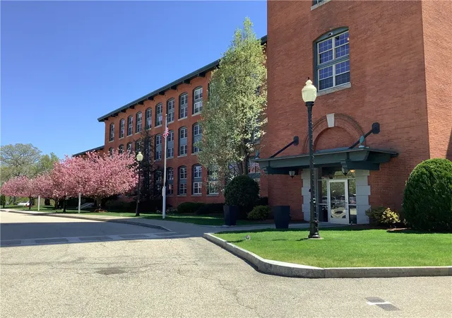 Photo 3 of Condo for sale at 1 Tupperware Dr #221, North Smithfield, RI 02896 | MLS# 1420555 | Listing updated on 2026-09-12
