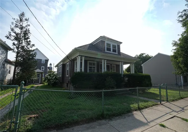Photo 3 of Sale Pending at 72 Boutwell St, Pawtucket, RI 02860 | MLS# 1420542 | Listing updated on 2026-09-29