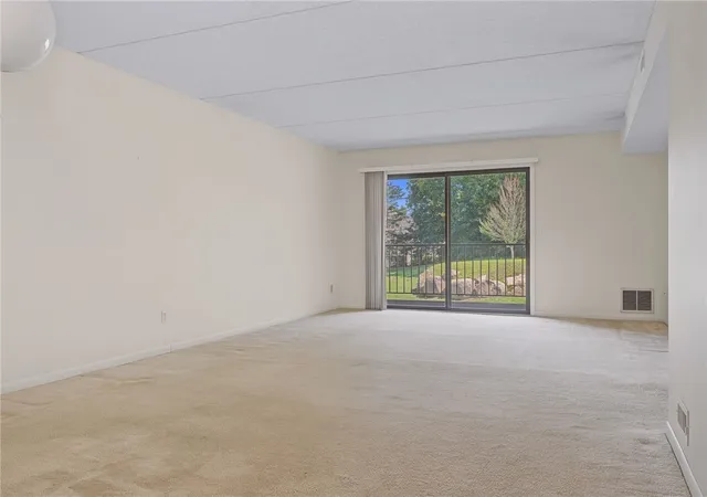 Photo 5 of Condo for sale at 650 E Greenwich Ave #7-207, West Warwick, RI 02893 | MLS# 1419883 | Listing updated on 2026-08-31