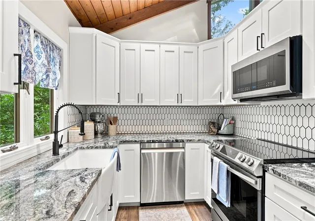 Photo 4 of Sale Pending at 8 Sky View Rd, North Smithfield, RI 02896 | MLS# 1420601 | Listing updated on 2026-09-12