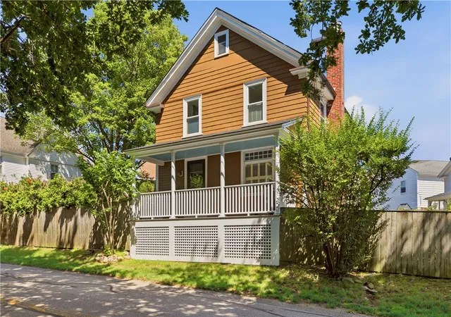 Photo 2 of Sale Pending at 83 Malbone Rd, Newport, RI 02840 | MLS# 1420512 | Listing updated on 2026-09-18