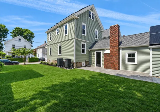 Photo 3 of Single family home for sale at 21 Russell Ave, Newport, RI 02840 | MLS# 1420459 | Listing updated on 2026-10-03