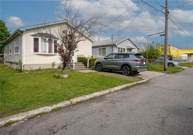 Photo 2 of Single family home for sale at 102 Kenmore St, Pawtucket, RI 02861 | MLS# 1420661 | Listing updated on 2026-09-10