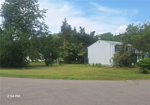 Photo 2 of Single family home for sale at 2 Lawrence St, Westerly, RI 02891 | MLS# 1420208 | Listing updated on 2026-09-13
