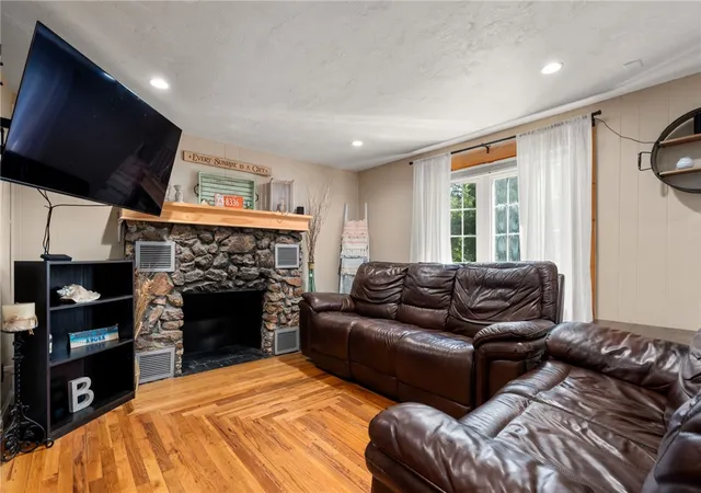 Photo 3 of Sale Pending at 42 Pine Swamp Rd, Cumberland, RI 02864 | MLS# 1420691 | Listing updated on 2026-10-03