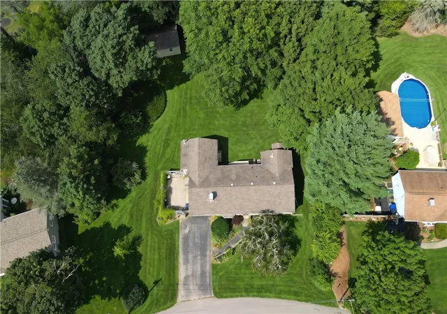 Photo 2 of Sale Pending at 17 Crest Dr, North Kingstown, RI 02852 | MLS# 1420491 | Listing updated on 2026-09-03