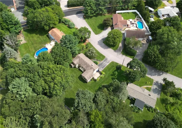 Photo 3 of Sale Pending at 17 Crest Dr, North Kingstown, RI 02852 | MLS# 1420491 | Listing updated on 2026-09-03