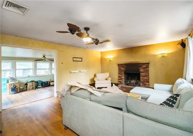 Photo 3 of Single family home for sale at 27 Lydick Ave, Warwick, RI 02888 | MLS# 1420746 | Listing updated on 2026-09-27