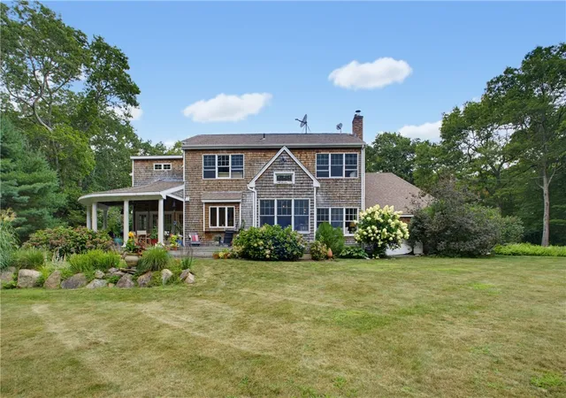 Photo 3 of Single family home for sale at 3548 Commodore Perry Hwy, Wakefield, RI 02879 | MLS# 1420684 | Listing updated on 2026-09-06