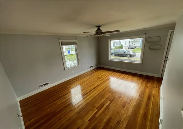 Photo 3 of Single family home for sale at 118 Balch St, Pawtucket, RI 02861 | MLS# 1420627 | Listing updated on 2026-09-13