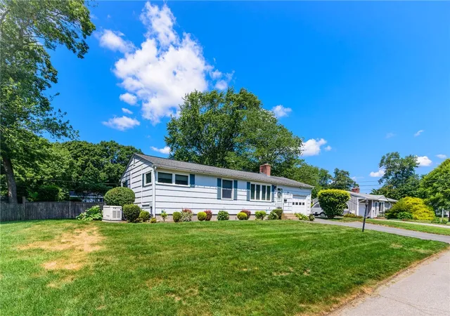 Photo 2 of Single family home for sale at 91 Torrington Dr, Warwick, RI 02889 | MLS# 1420733 | Listing updated on 2026-10-07