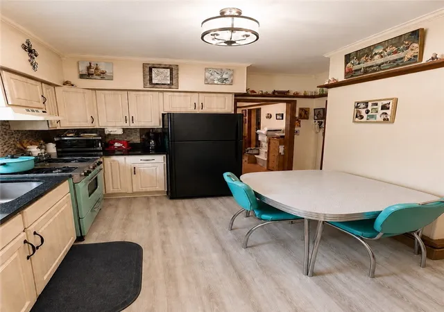 Photo 4 of Sale Pending at 816 Plainfield St, Providence, RI 02909 | MLS# 1421003 | Listing updated on 2026-09-04