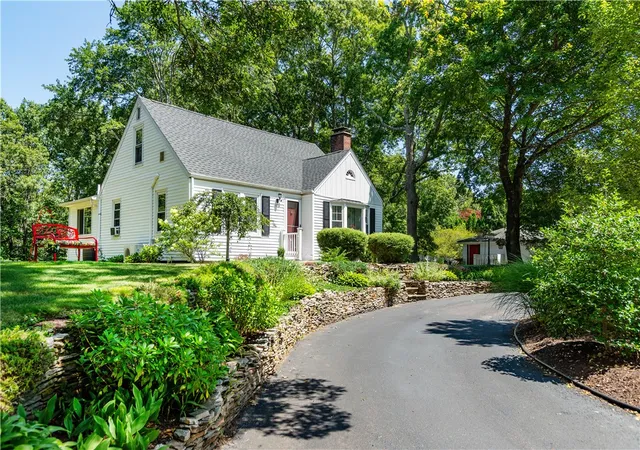 Photo 2 of Sale Pending at 315 Crompton Rd, East Greenwich, RI 02818 | MLS# 1421011 | Listing updated on 2026-09-14